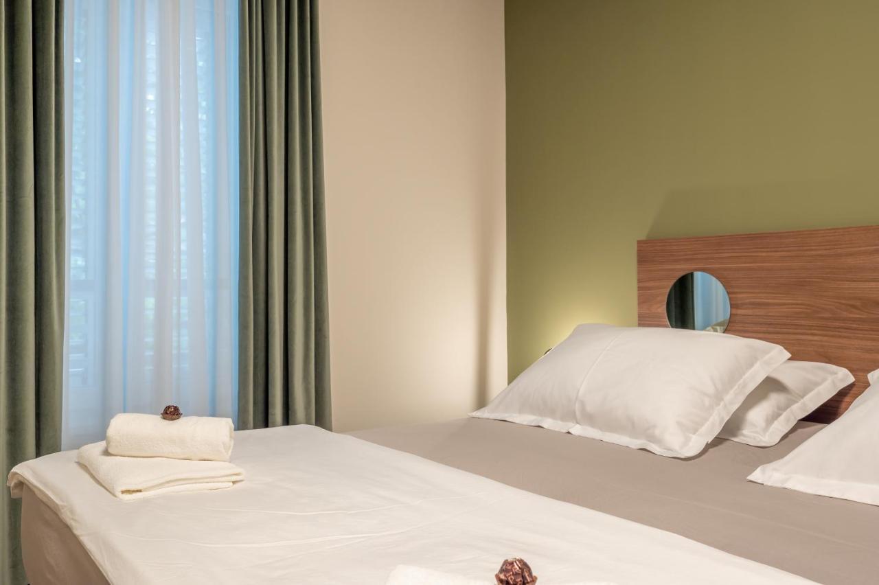 Green, Deluxe Two Bedroom Suite スプリト エクステリア 写真