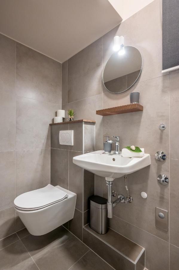 Green, Deluxe Two Bedroom Suite スプリト エクステリア 写真